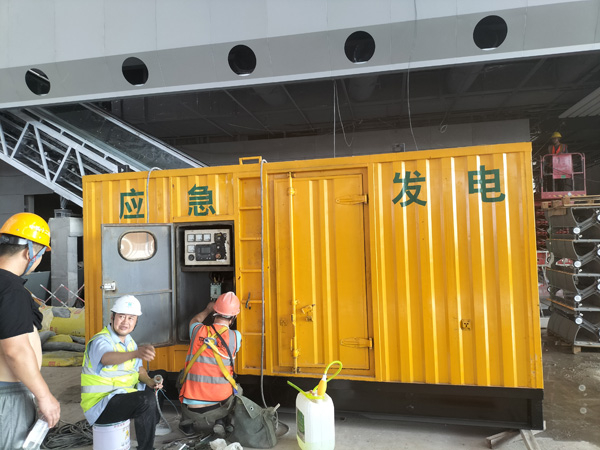 襄城怎样判断空气滤清器是否需要更换？